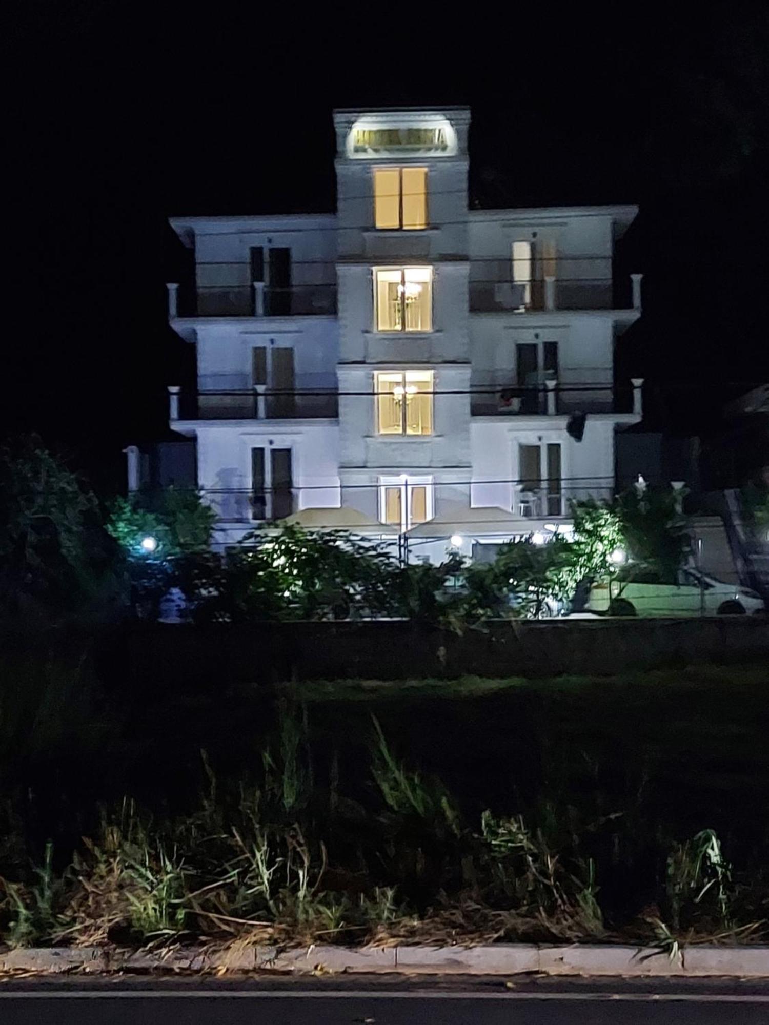 Škalngur Hotel Fama מראה חיצוני תמונה