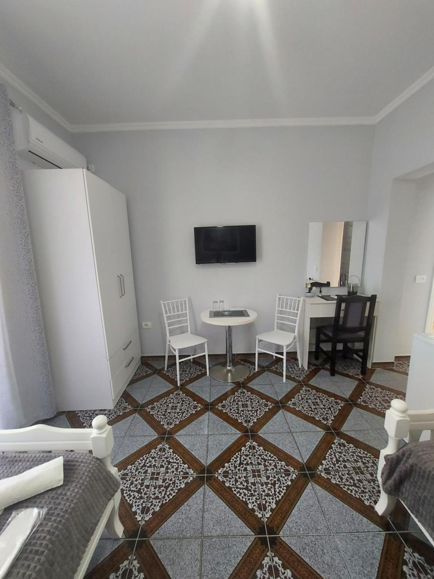 Škalngur Hotel Fama מראה חיצוני תמונה