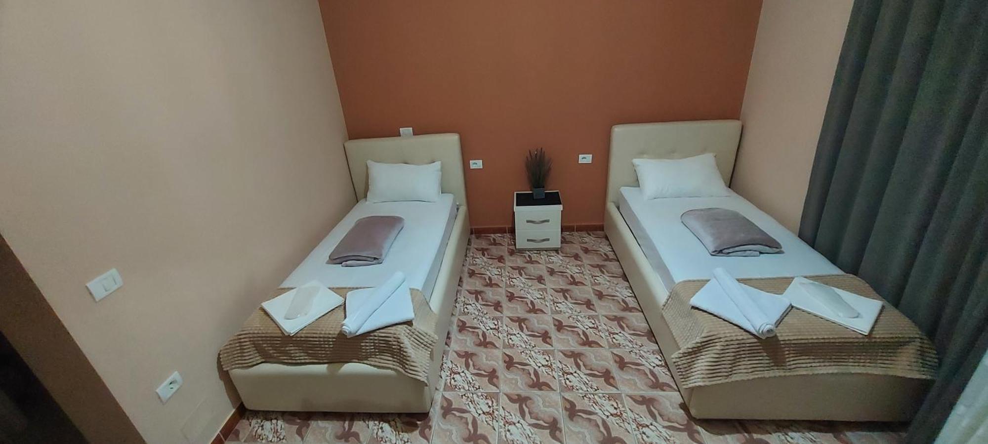 Škalngur Hotel Fama מראה חיצוני תמונה