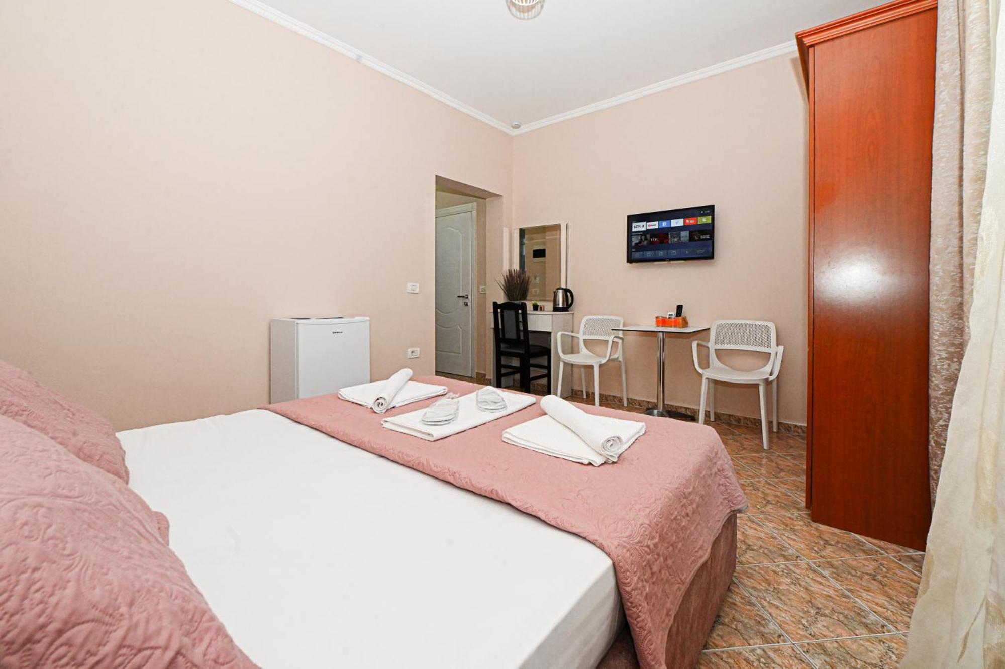 Škalngur Hotel Fama מראה חיצוני תמונה