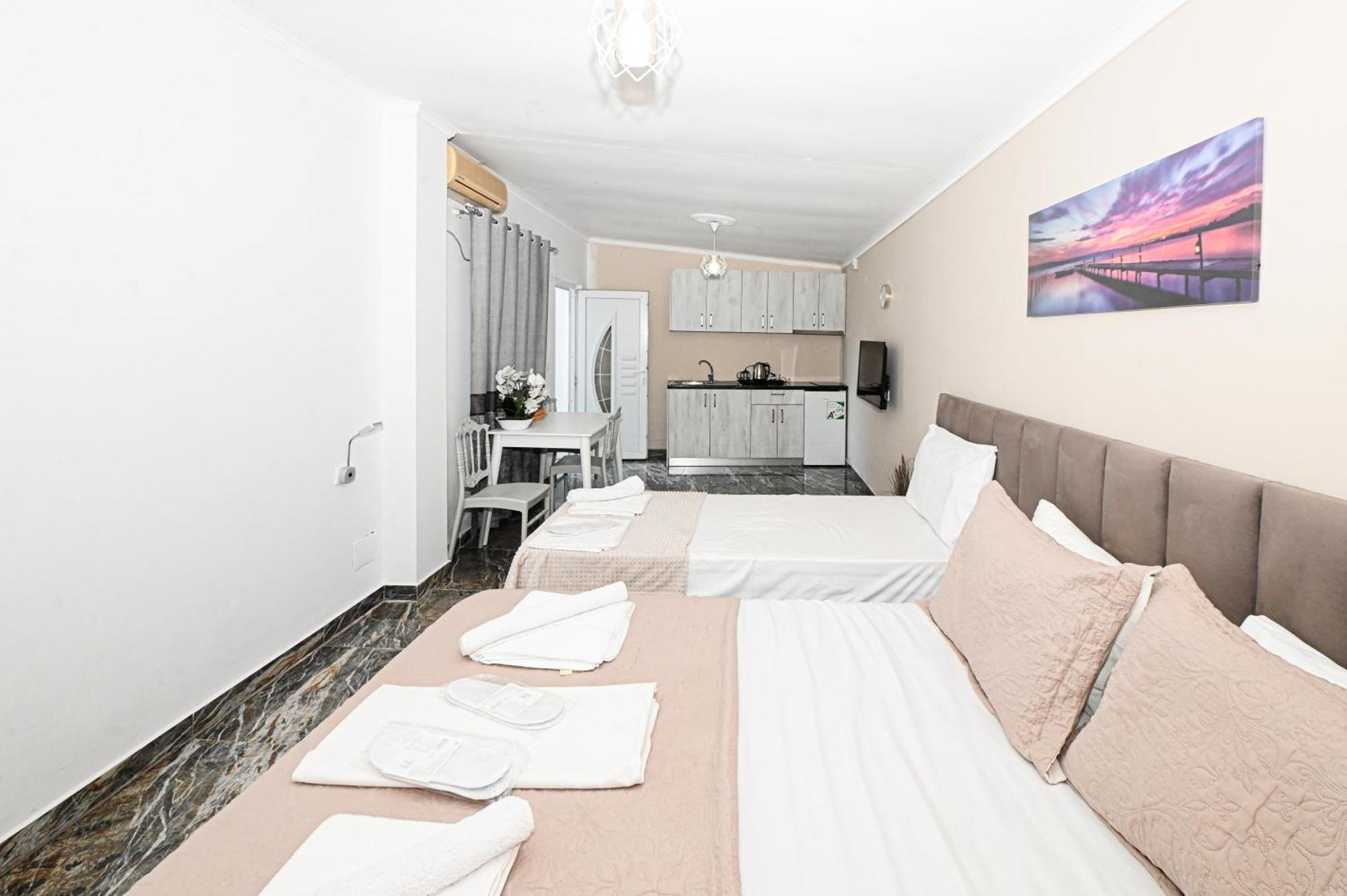 Škalngur Hotel Fama מראה חיצוני תמונה
