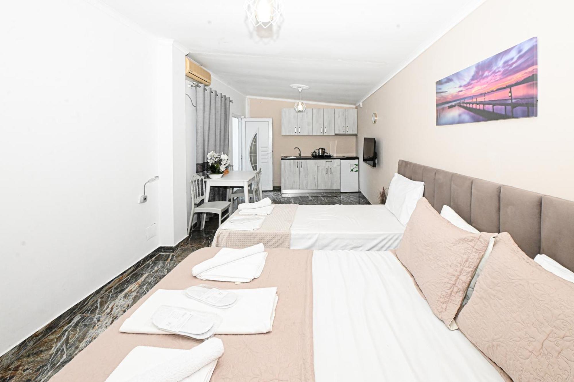 Škalngur Hotel Fama מראה חיצוני תמונה