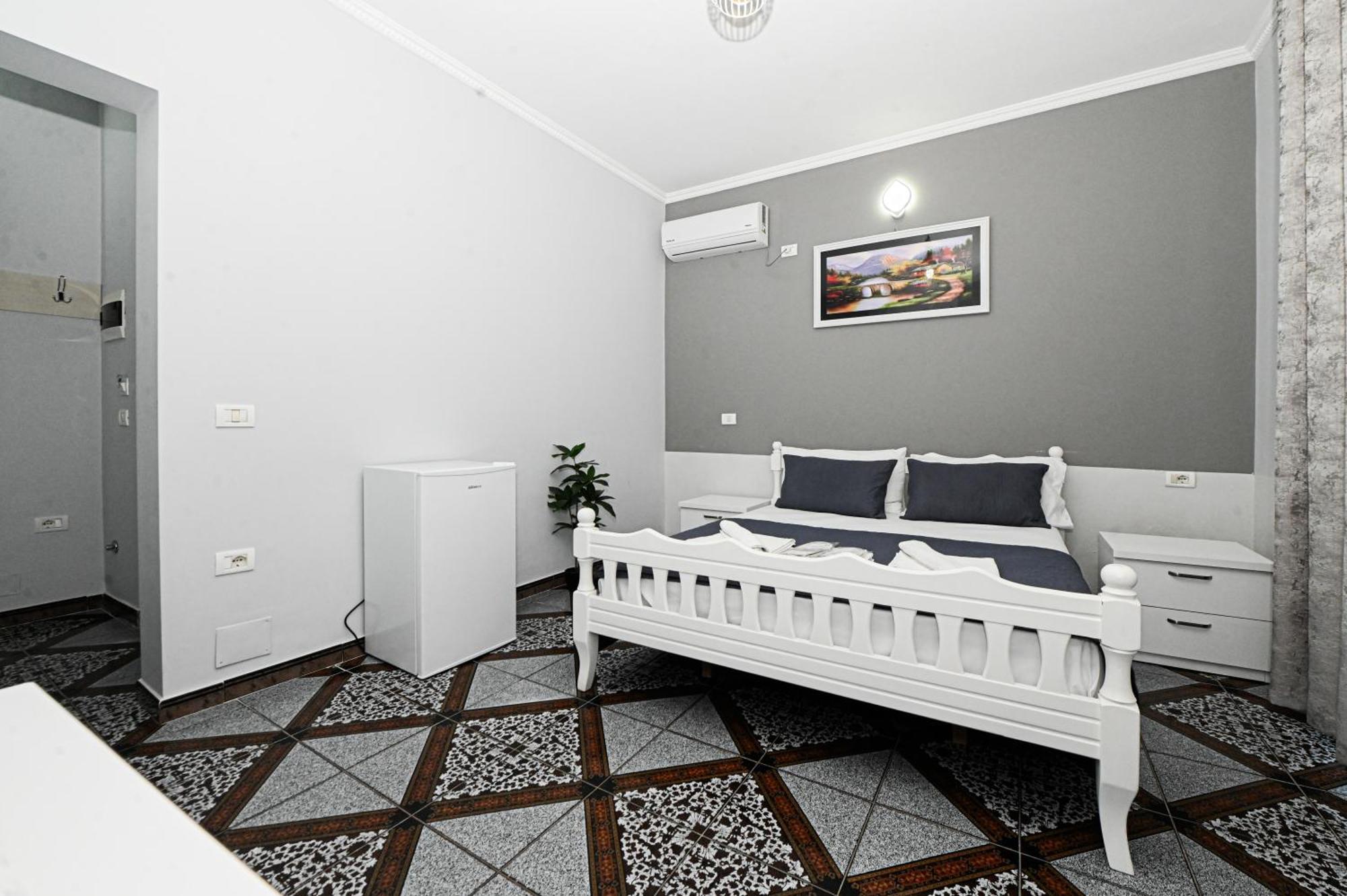 Škalngur Hotel Fama מראה חיצוני תמונה