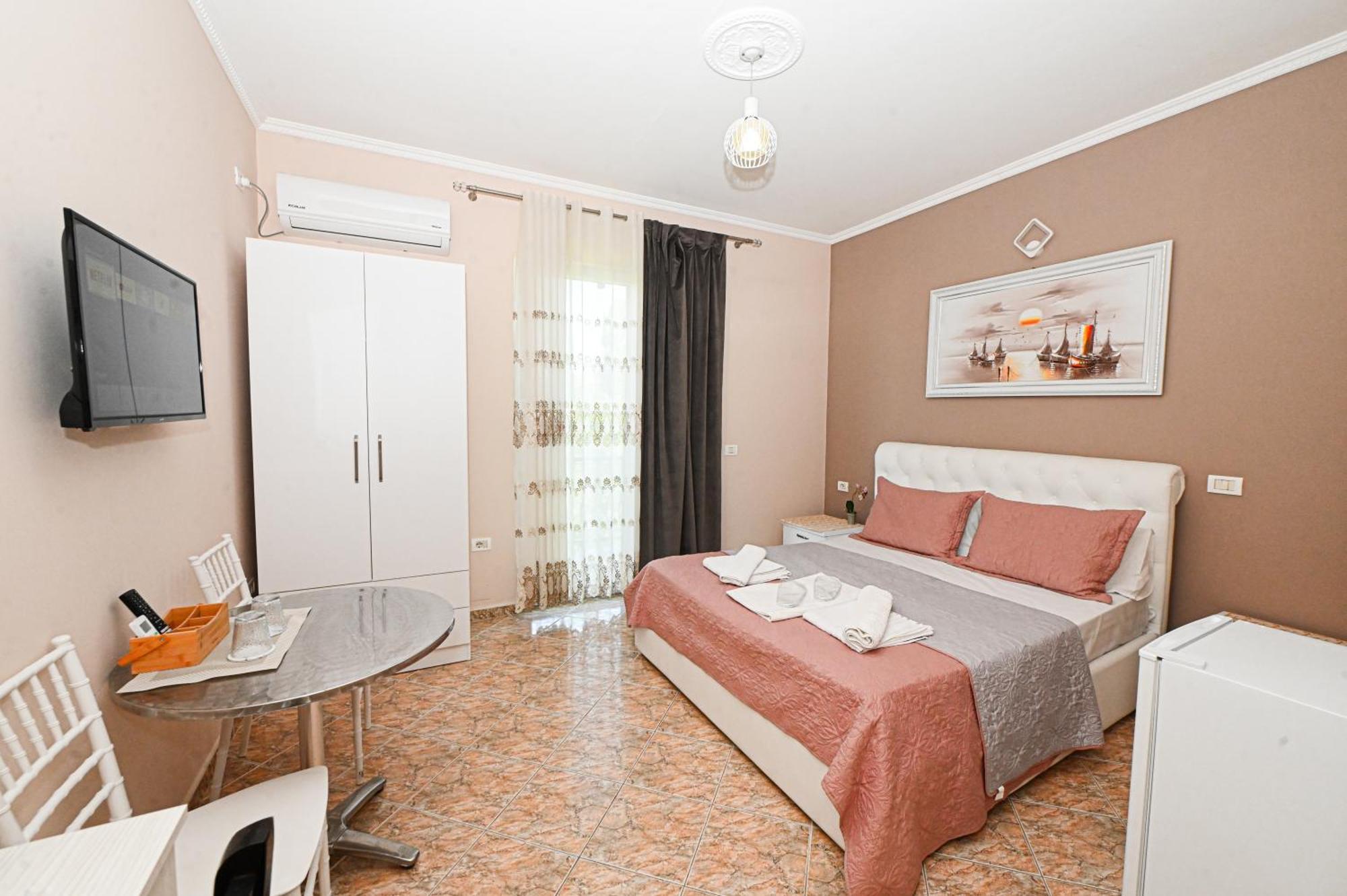 Škalngur Hotel Fama מראה חיצוני תמונה