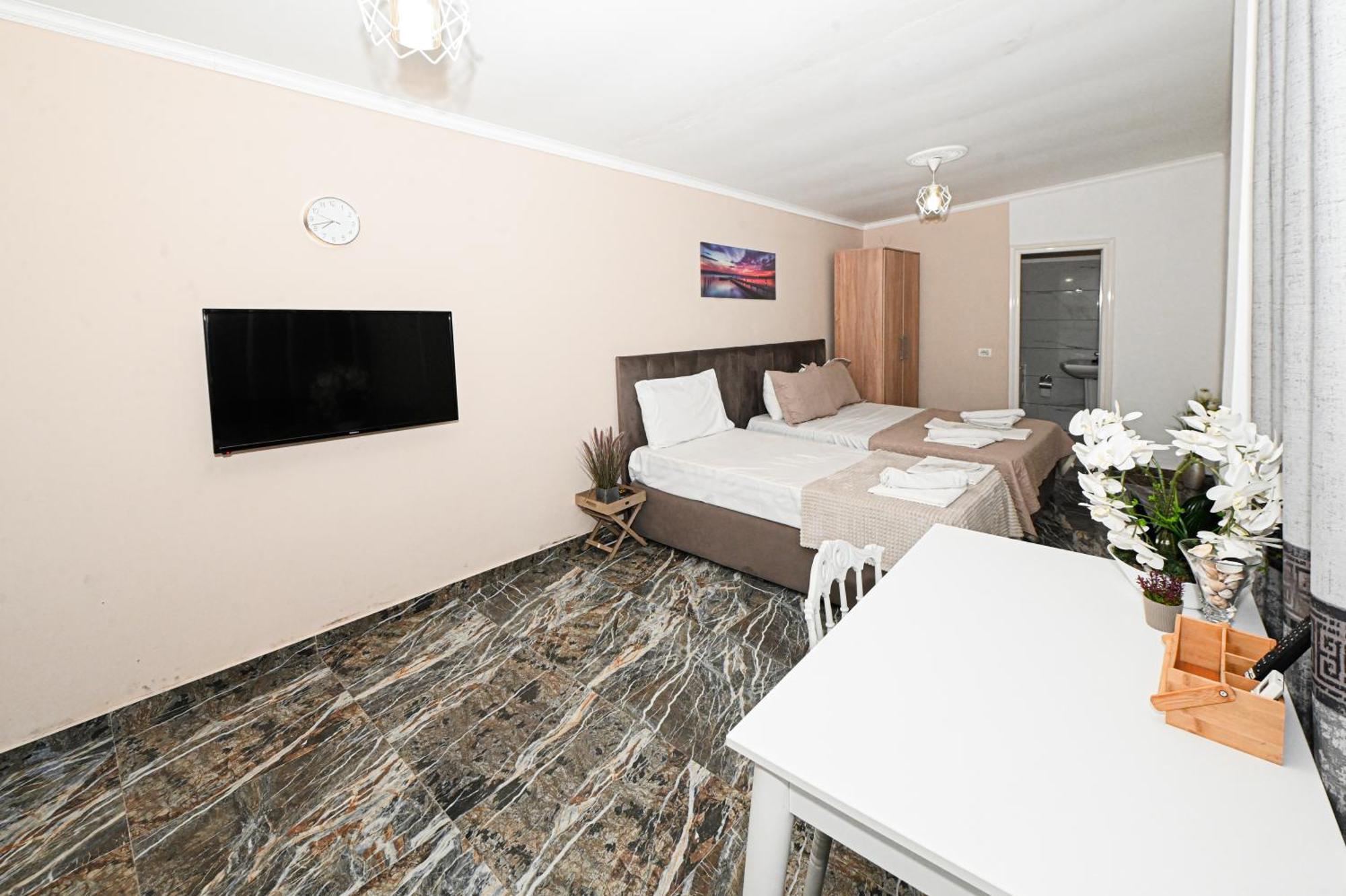 Škalngur Hotel Fama מראה חיצוני תמונה