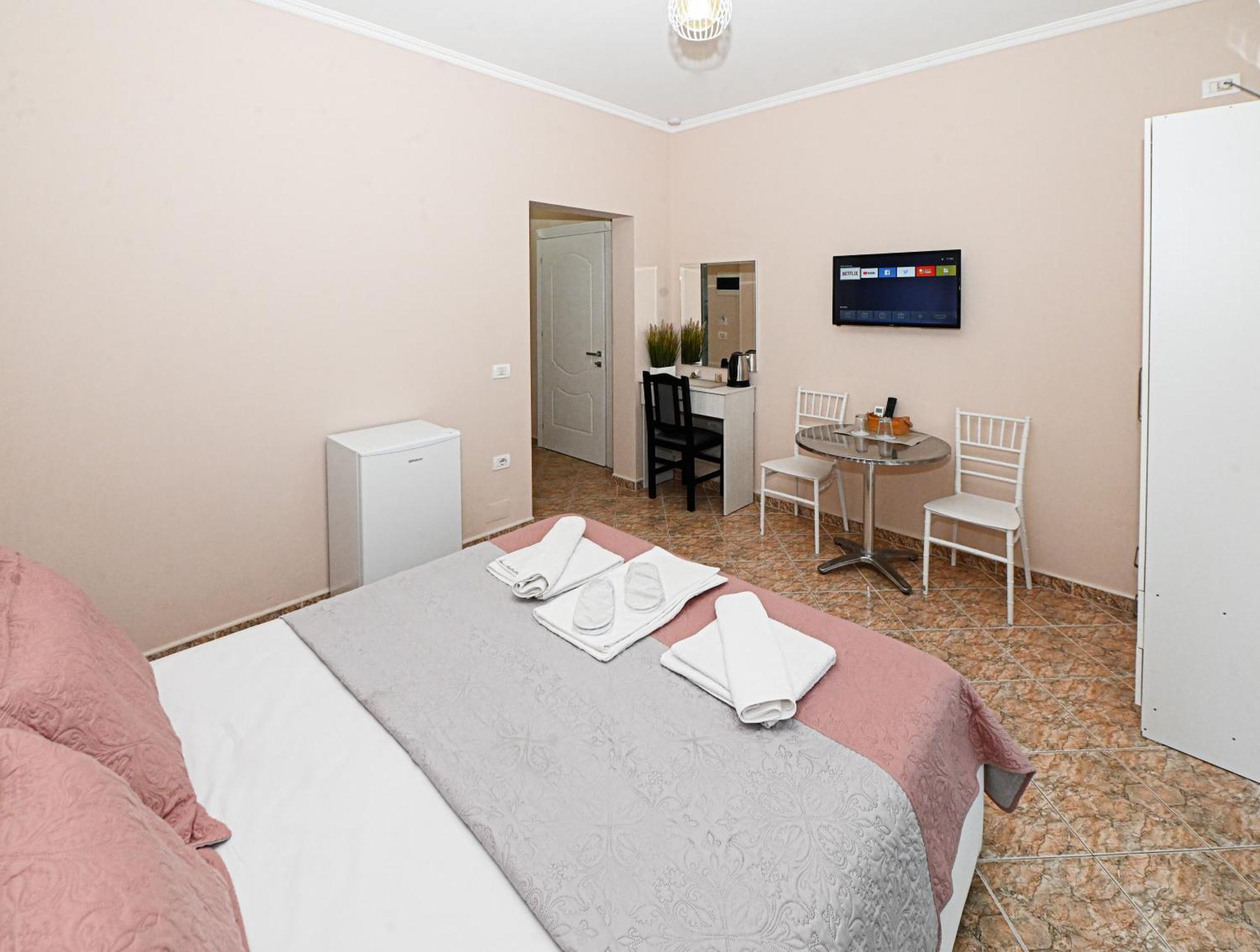 Škalngur Hotel Fama מראה חיצוני תמונה